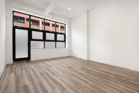 $299,000 | 2913 West Belmont Avenue, Unit 1A, Chicago, IL 60618