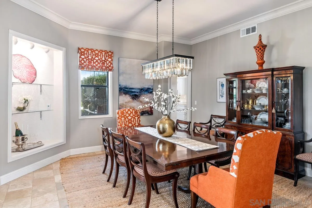 13306 Old Winery Road Poway, CA 92064 - Photo 8 of 60 Gallery Image 8