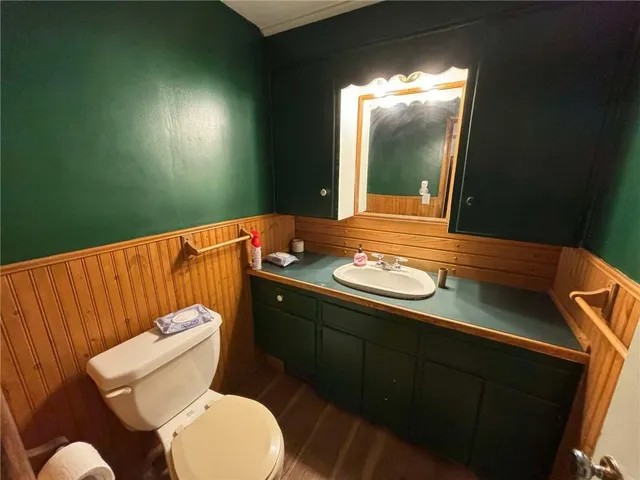 $75,000 | 319 Cedar Avenue, Sharon, PA 16146