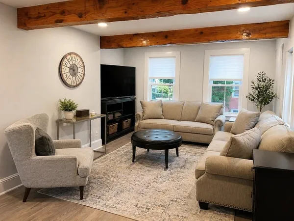 $3,400 | 7 Forest Avenue, Unit 2, Natick, MA 01760