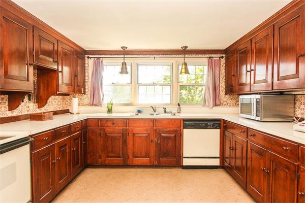 66 Colrain Shelburne Road Shelburne, MA 01370 - Photo 17 of 29 Gallery Image 17
