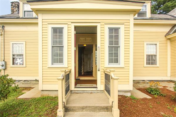 66 Colrain Shelburne Road Shelburne, MA 01370 - Photo 4 of 29 Gallery Image 4