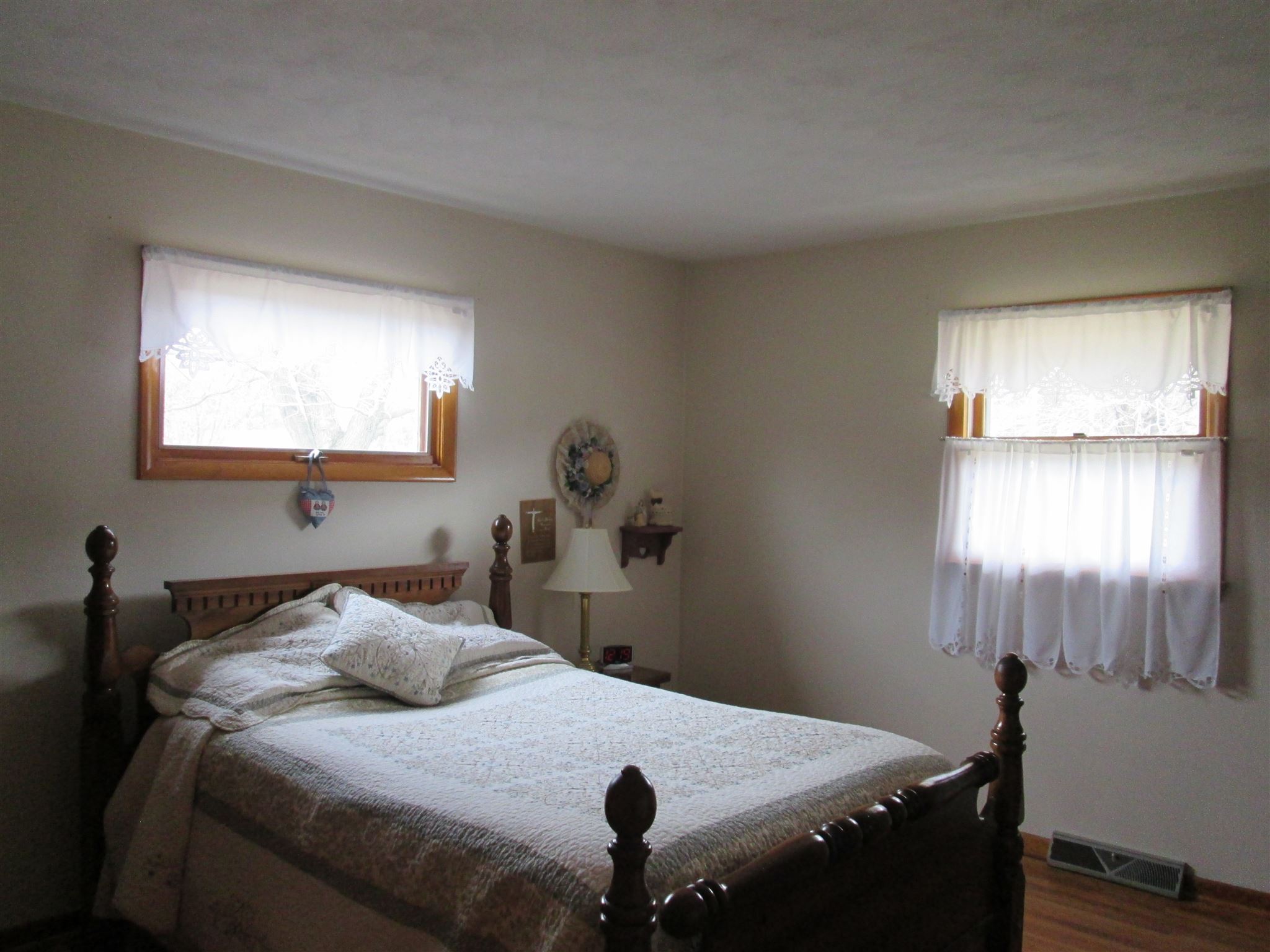 60011 Myrtle Road South Bend, IN 46614 - Photo 19 of 26 Gallery Image 19