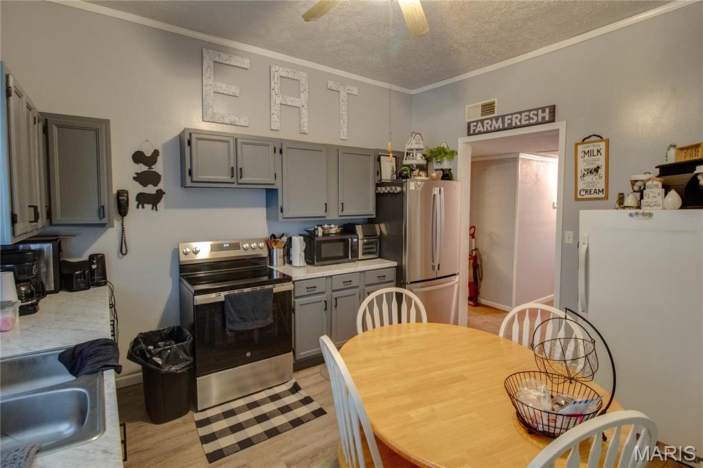 312 North Main Street Medora, IL 62063 - Photo 11 of 30