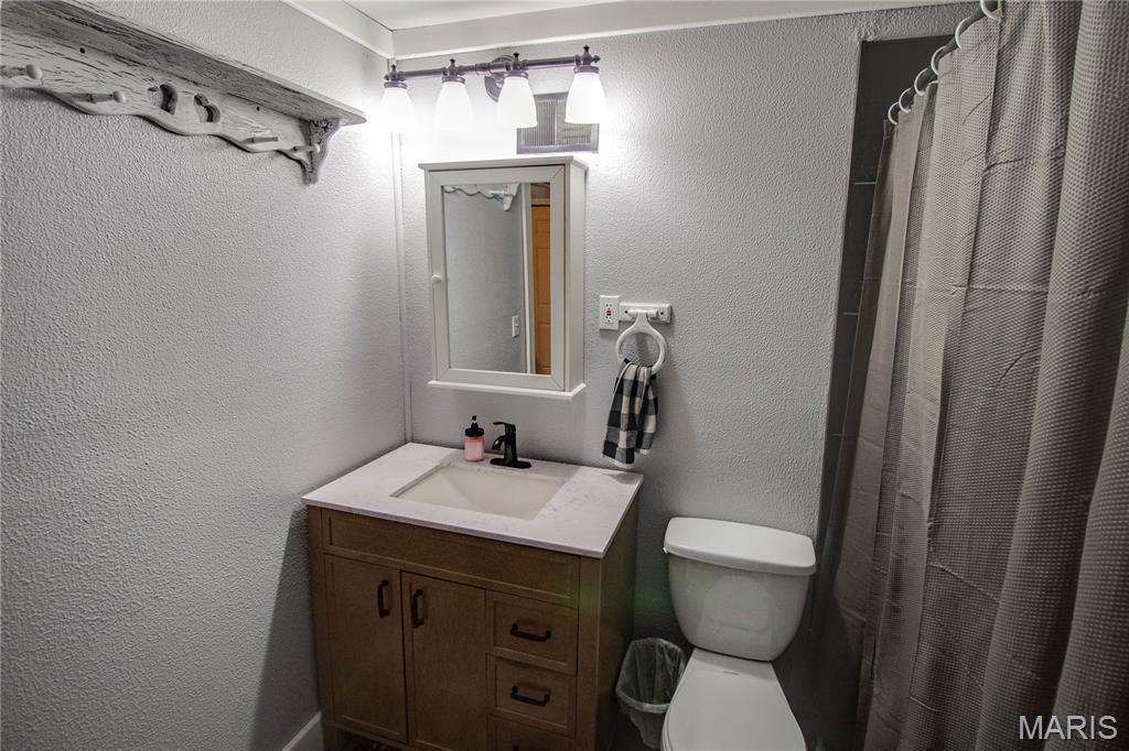 312 North Main Street Medora, IL 62063 - Photo 15 of 30