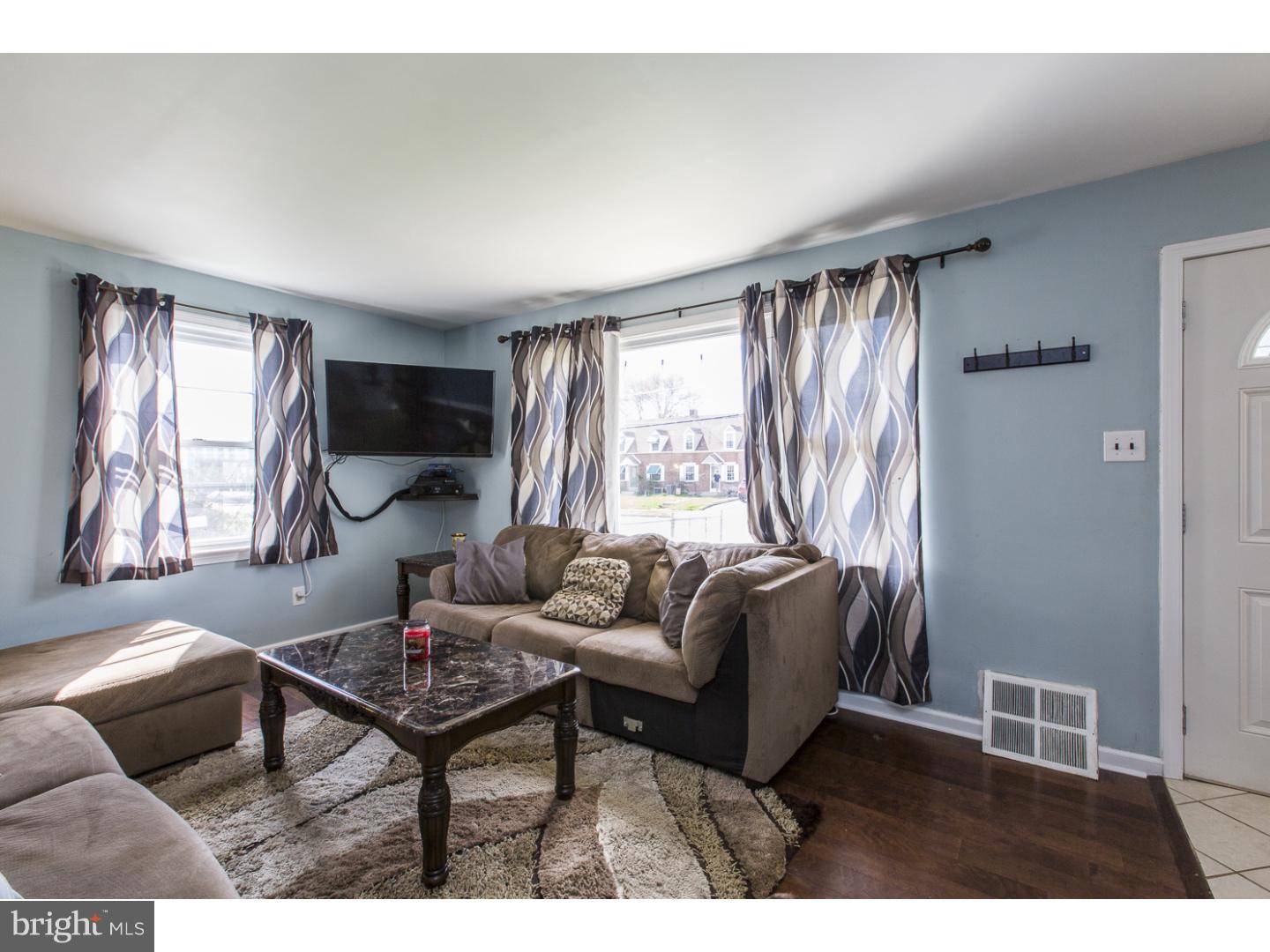 822 Fairview Road Swarthmore, PA 19081 - Photo 6 of 25 Living Room