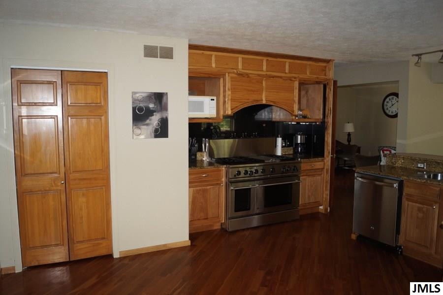 11788 Dixon Road Rives Junction, MI 49277 - Photo 7 of 36 Photo 7