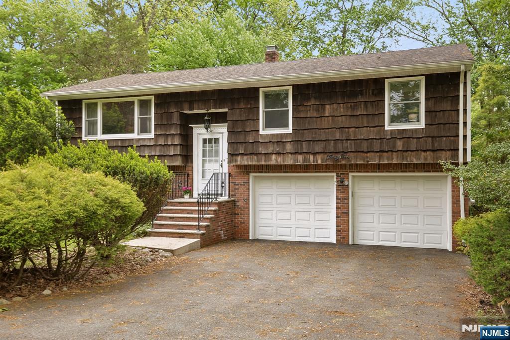 32 Addison Place Ramsey, NJ 07446 - Photo 1 of 31