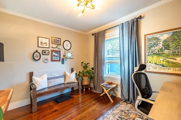 $570,000 | 23 Winthrop Avenue, Unit 1, Beverly, MA 01915