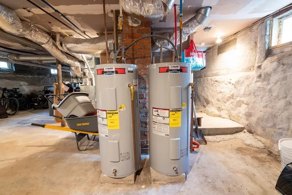 $570,000 | 23 Winthrop Avenue, Unit 1, Beverly, MA 01915