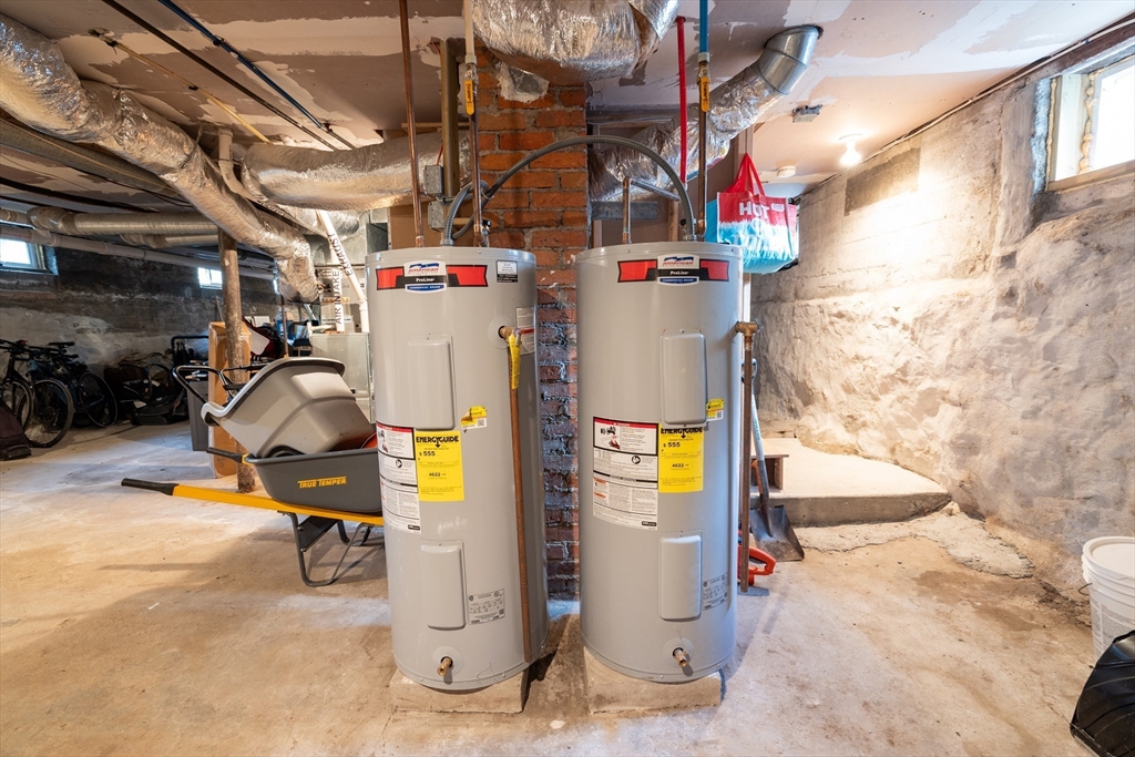 23 Winthrop Avenue, Unit 1 Beverly, MA 01915 - Photo 26 of 42