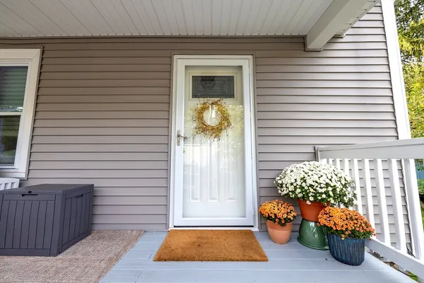 $570,000 | 23 Winthrop Avenue, Unit 1, Beverly, MA 01915