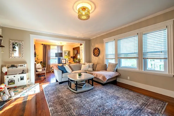 $570,000 | 23 Winthrop Avenue, Unit 1, Beverly, MA 01915