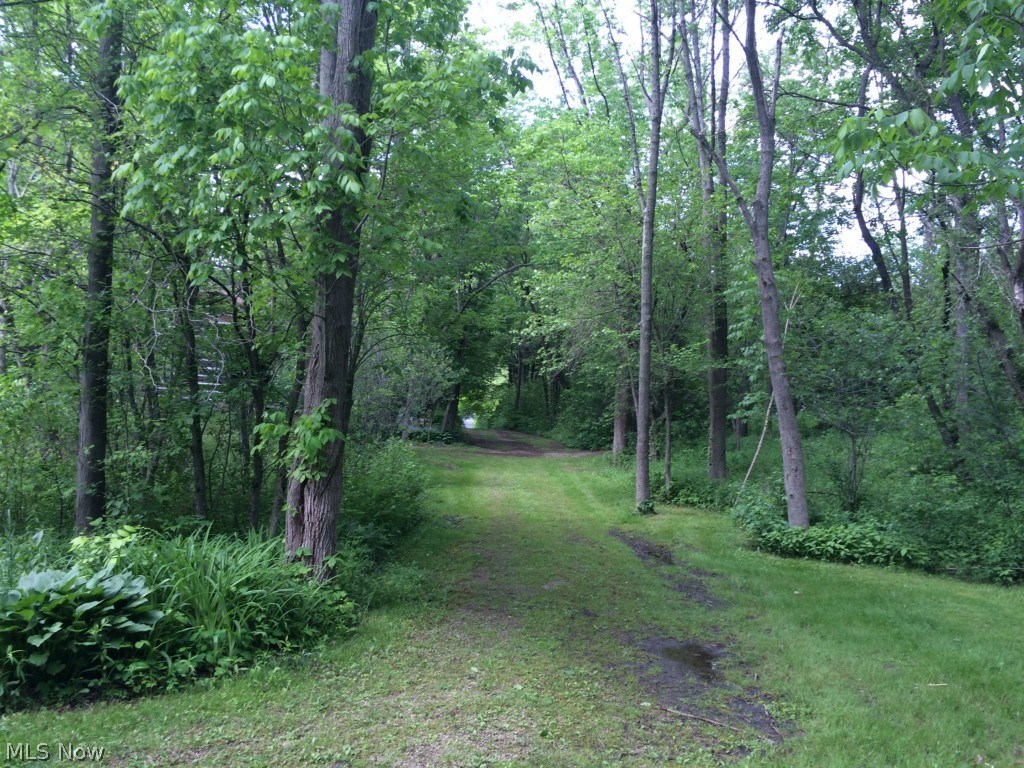 15385 Mayfield Road Huntsburg, OH 44046 - Photo 13 of 15 Gallery Image 13