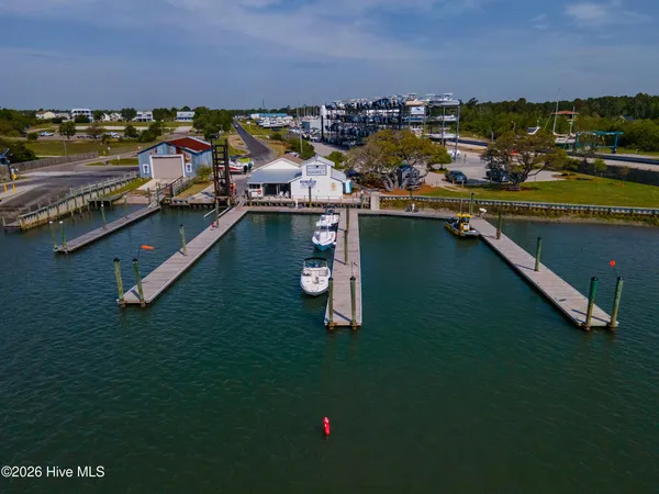$349,000 | 858 Wildwood Circle, Hampstead, NC 28443