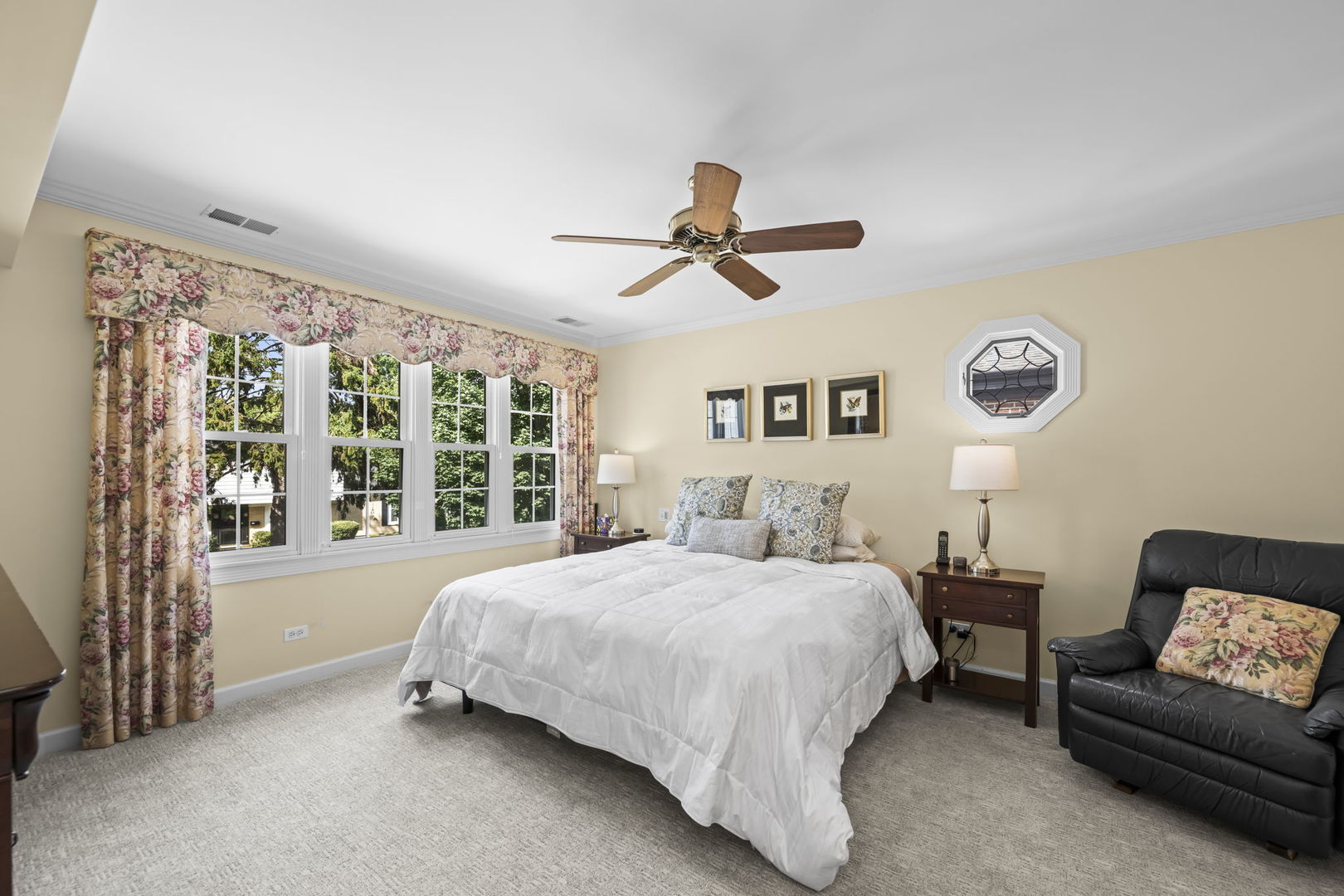 1101 Mayfair Road Arlington Heights, IL 60004 - Photo 16 of 34 Gallery Image 16