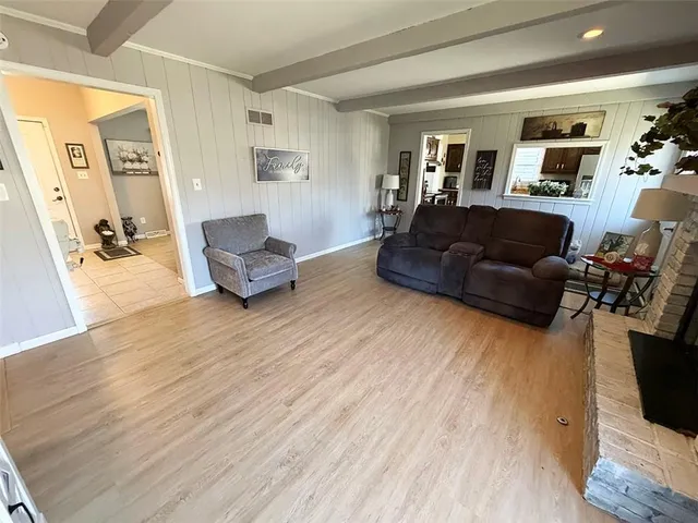 $339,900 | 1608 Southwest 21st Street, Blue Springs, MO 64015