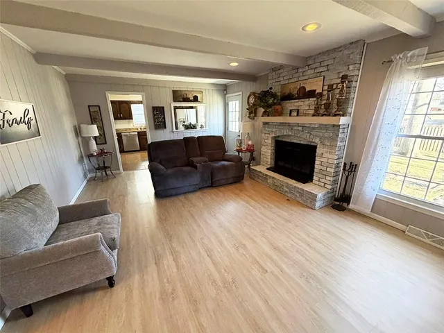 $339,900 | 1608 Southwest 21st Street, Blue Springs, MO 64015