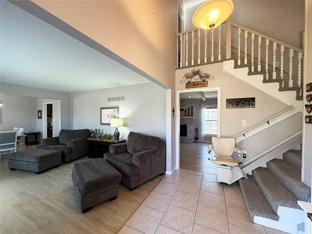 $339,900 | 1608 Southwest 21st Street, Blue Springs, MO 64015