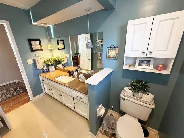 $339,900 | 1608 Southwest 21st Street, Blue Springs, MO 64015