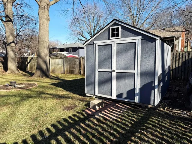 $339,900 | 1608 Southwest 21st Street, Blue Springs, MO 64015