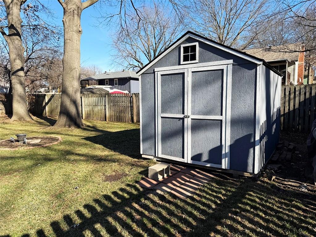 1608 Southwest 21st Street Blue Springs, MO 64015 - Photo 83 of 94