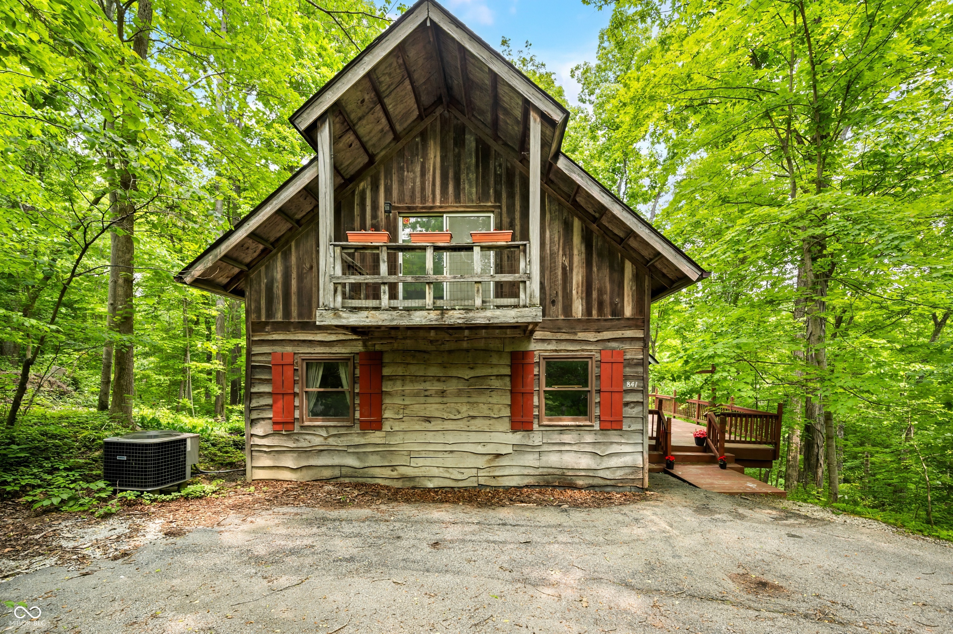 841 Helmsburg Road Nashville, IN 47448 - Photo 2 of 41 Gallery Image 2