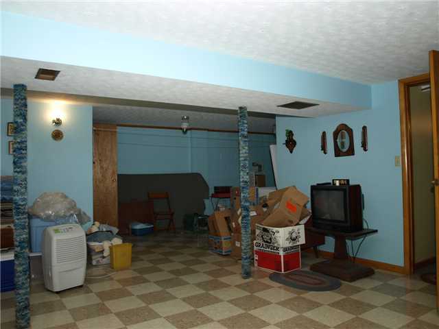 27795 Jackson Road Circleville, OH 43113 - Photo 12 of 16 Gallery Image 12