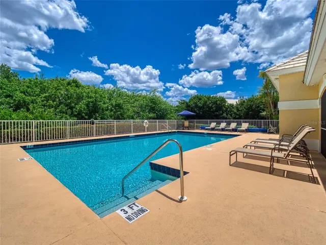 $525,000 | 8408 Whispering Woods Court, Lakewood Ranch, FL 34202