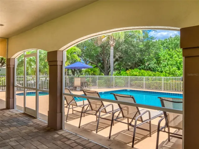 $525,000 | 8408 Whispering Woods Court, Lakewood Ranch, FL 34202