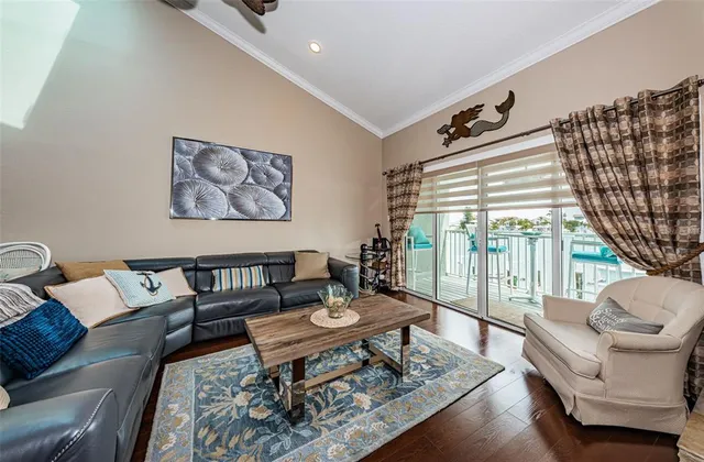 $4,500 | 2515 Bay Boulevard, Unit A, Indian Rocks Beach, FL 33785