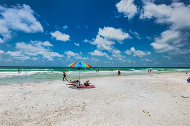 $4,500 | 2515 Bay Boulevard, Unit A, Indian Rocks Beach, FL 33785