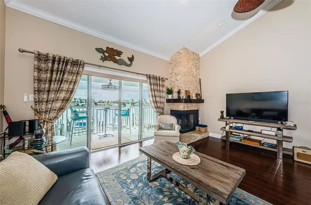 $4,500 | 2515 Bay Boulevard, Unit A, Indian Rocks Beach, FL 33785