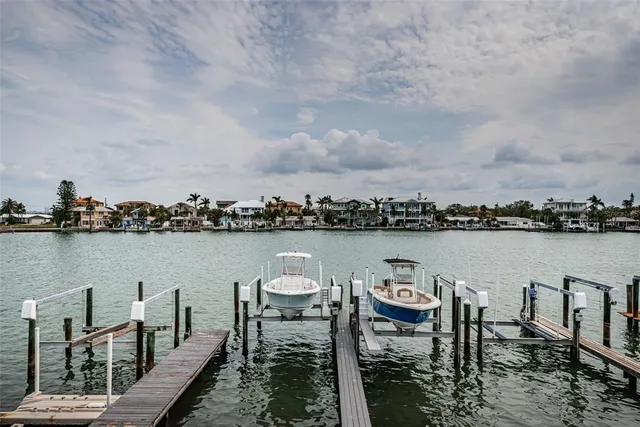 $4,500 | 2515 Bay Boulevard, Unit A, Indian Rocks Beach, FL 33785