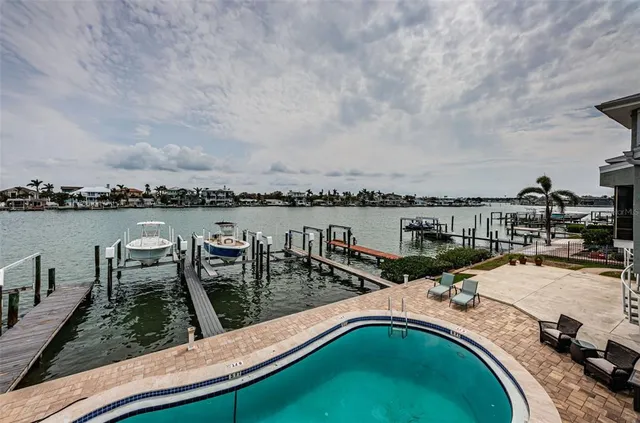 $4,500 | 2515 Bay Boulevard, Unit A, Indian Rocks Beach, FL 33785