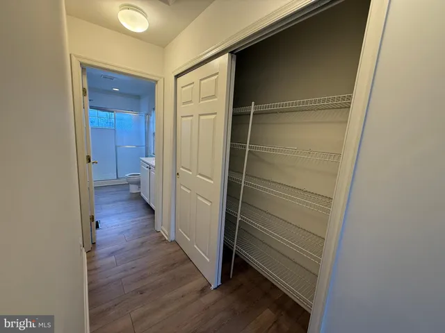 $2,950 | 23004 Fontwell Square, Sterling, VA 20166