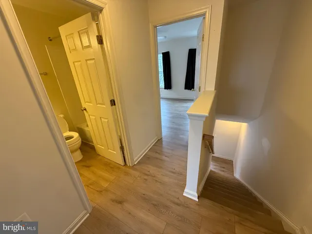 $2,950 | 23004 Fontwell Square, Sterling, VA 20166