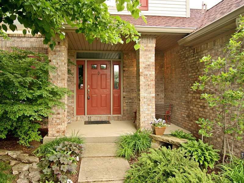 7526 Winding Way Fishers, IN 46038 - Photo 2 of 24 Gallery Image 2