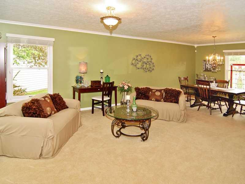 7526 Winding Way Fishers, IN 46038 - Photo 4 of 24 Gallery Image 4