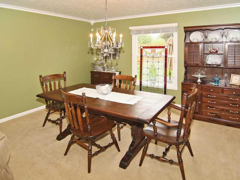 7526 Winding Way Fishers, IN 46038 - Photo 5 of 24 Gallery Image 5