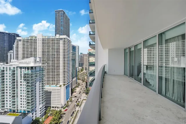 $2,500,000 | 1331 Brickell Bay Drive, Unit 2605, Miami, FL 33131