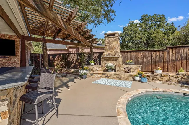 $549,000 | 900 Ellison Park Circle, Denton, TX 76205