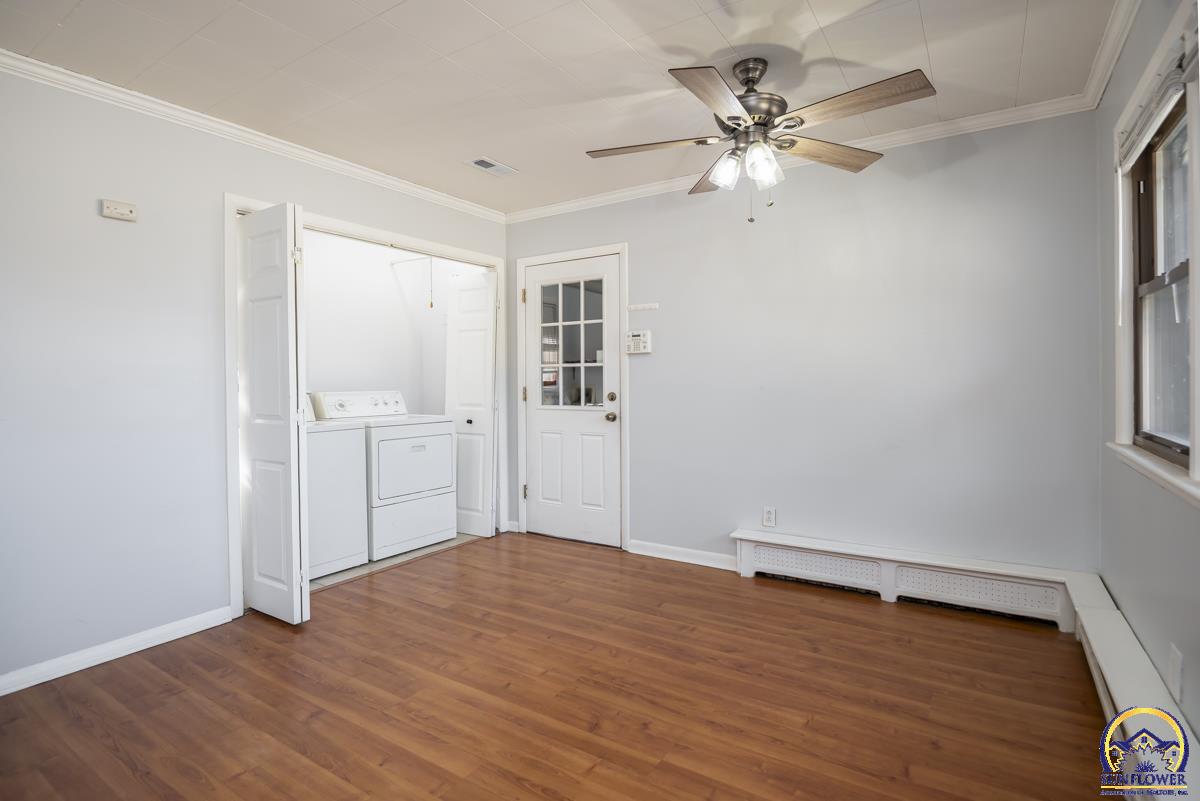 701 Southwest Watson Avenue Topeka, KS 66606 - Photo 11 of 34