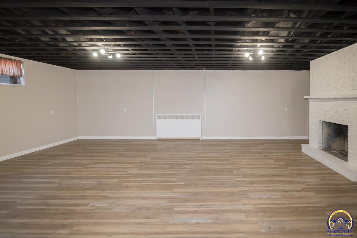 701 Southwest Watson Avenue Topeka, KS 66606 - Photo 21 of 34