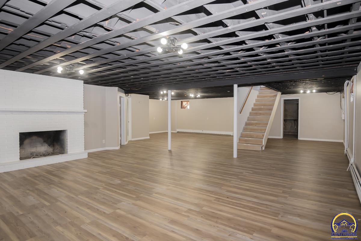 701 Southwest Watson Avenue Topeka, KS 66606 - Photo 22 of 34