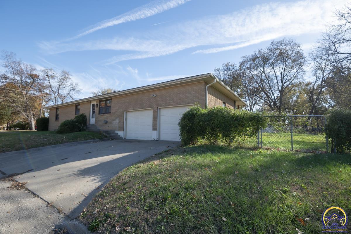 701 Southwest Watson Avenue Topeka, KS 66606 - Photo 34 of 34