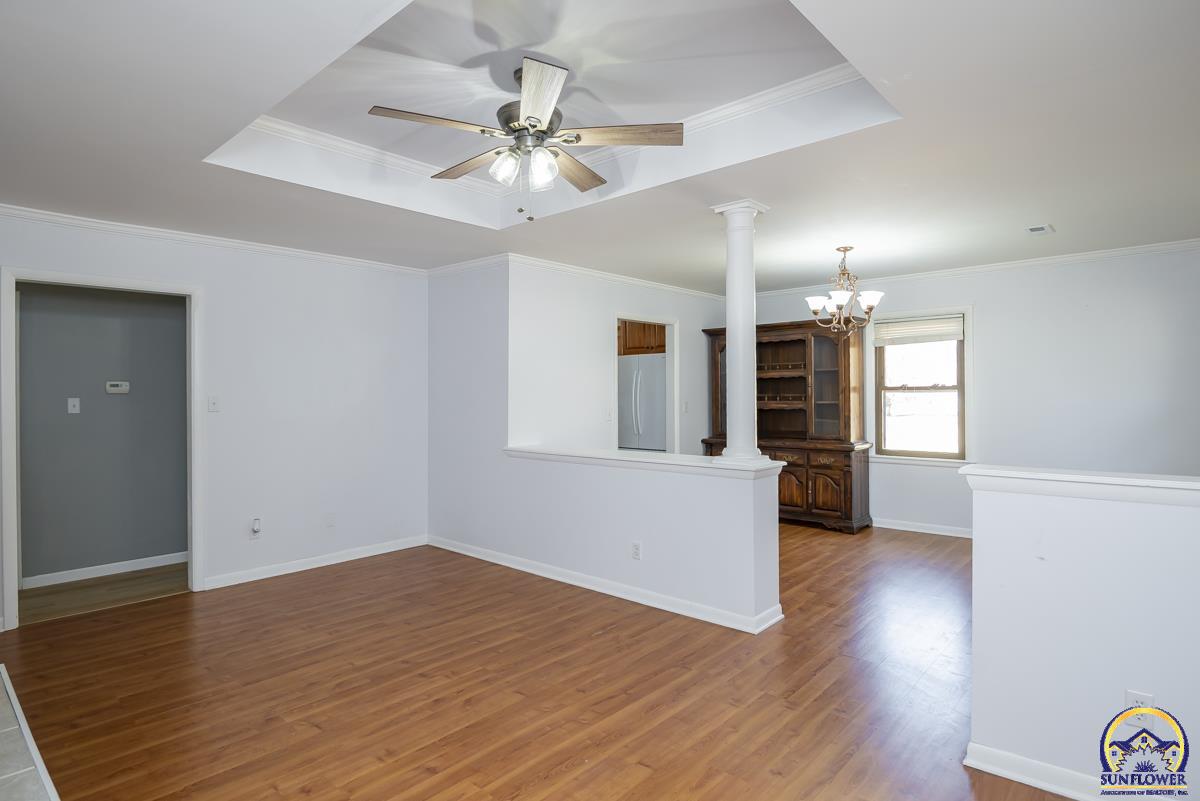 701 Southwest Watson Avenue Topeka, KS 66606 - Photo 6 of 34