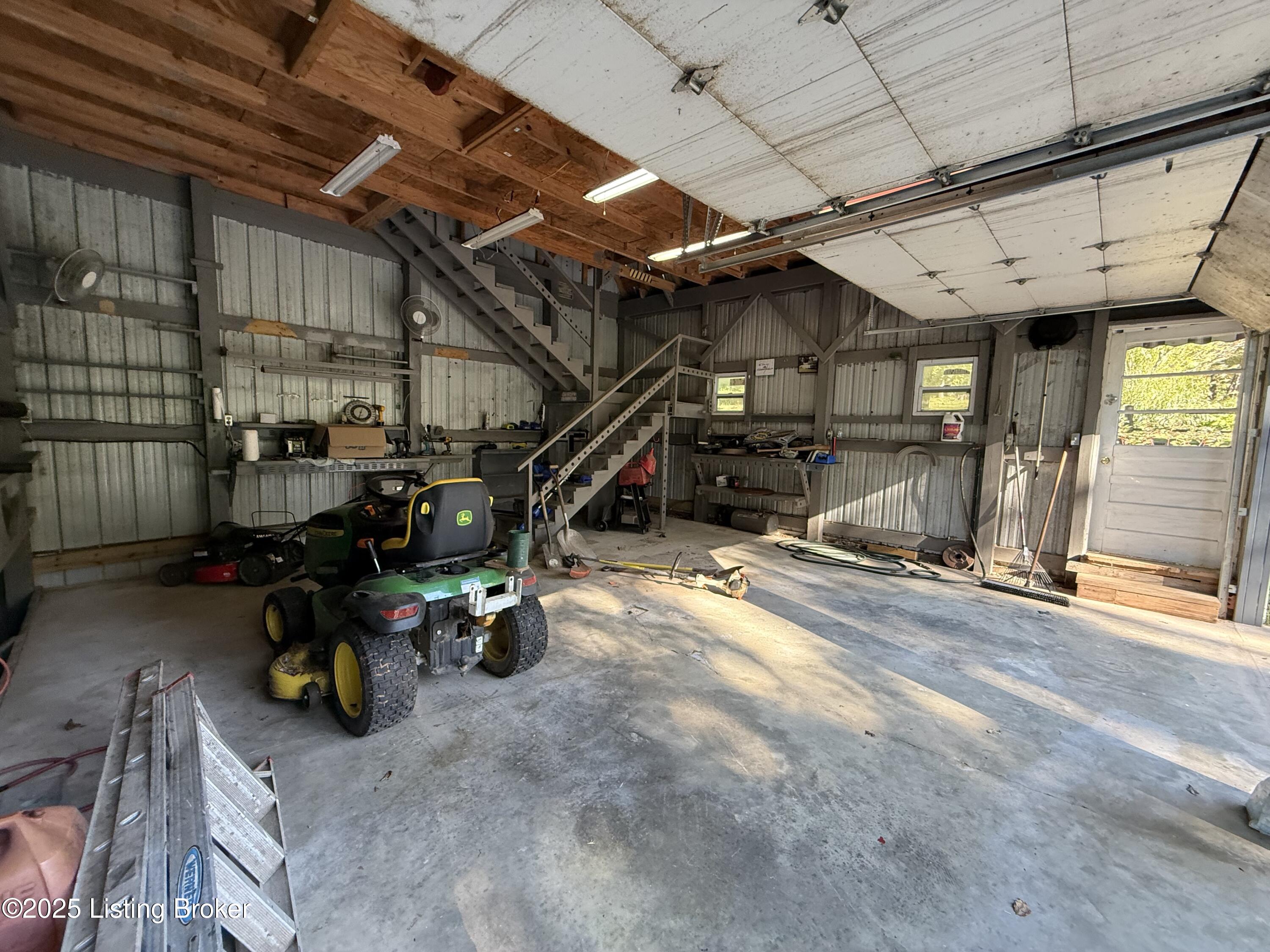 555 Vessels Road Vine Grove, KY 40175 - Photo 53 of 63 IMG_3061