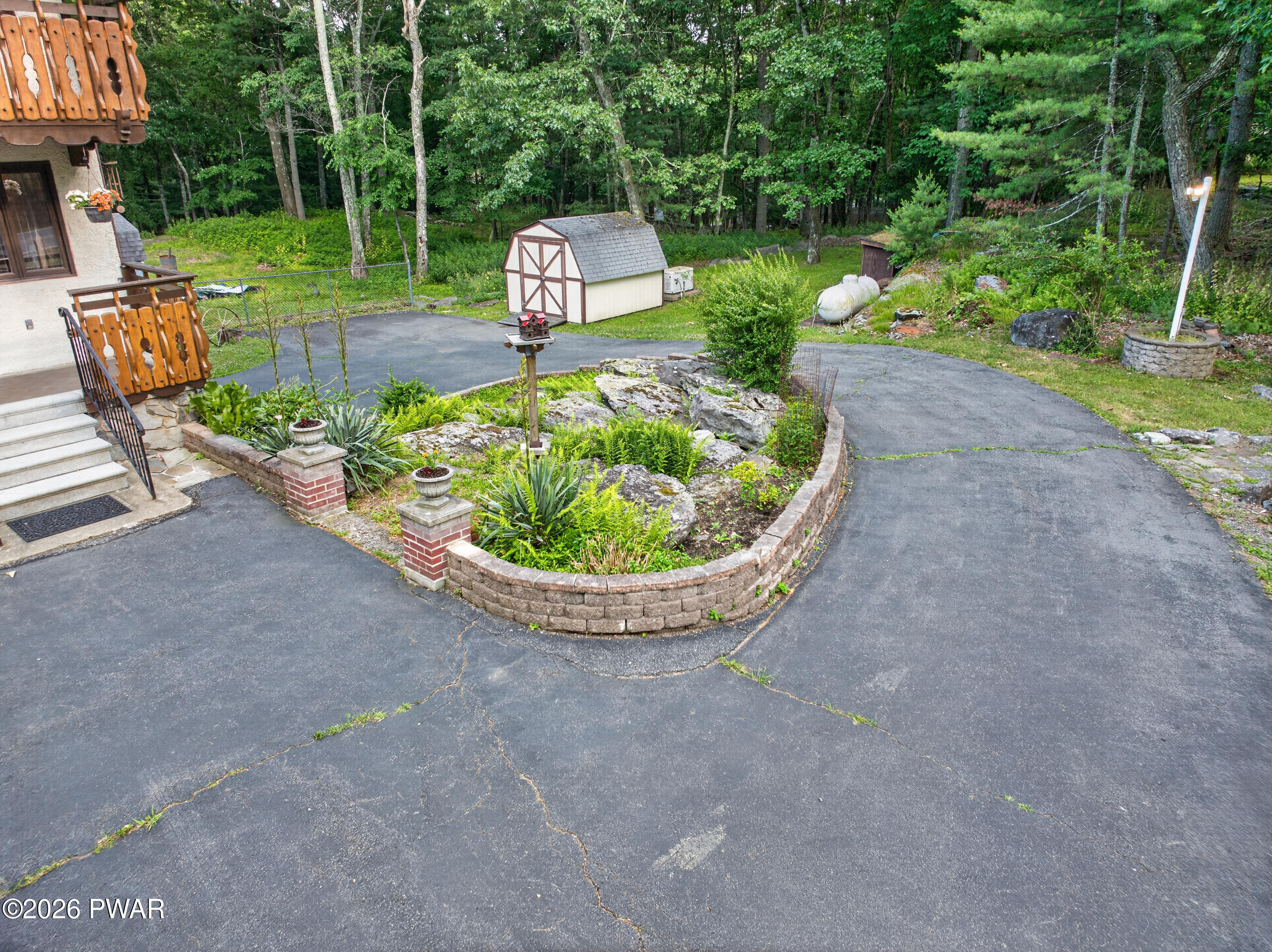 162 Doolan Road Dingmans Ferry, PA 18328 - Photo 19 of 57