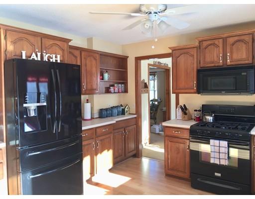 164 Bates Road Westfield, MA 01085 - Photo 3 of 30 Gallery Image 3
